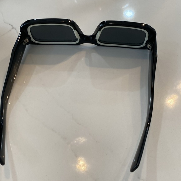 Prada PR 06YS Sunglasses & case - Picture 12 of 13